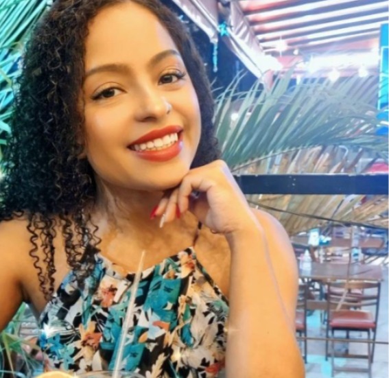 Camila Pereira